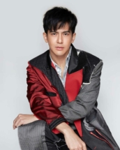 toey-pongsakorn-TPSK013