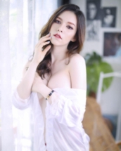 moni-maxim-31